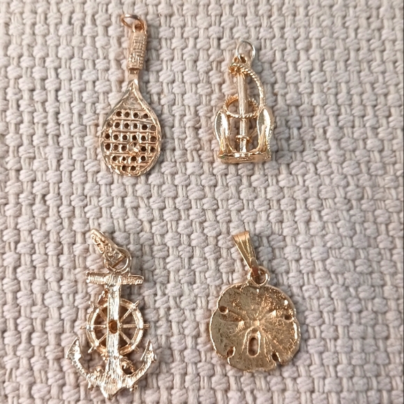 4 Gold Plated Pendants - Picture 2 of 4
